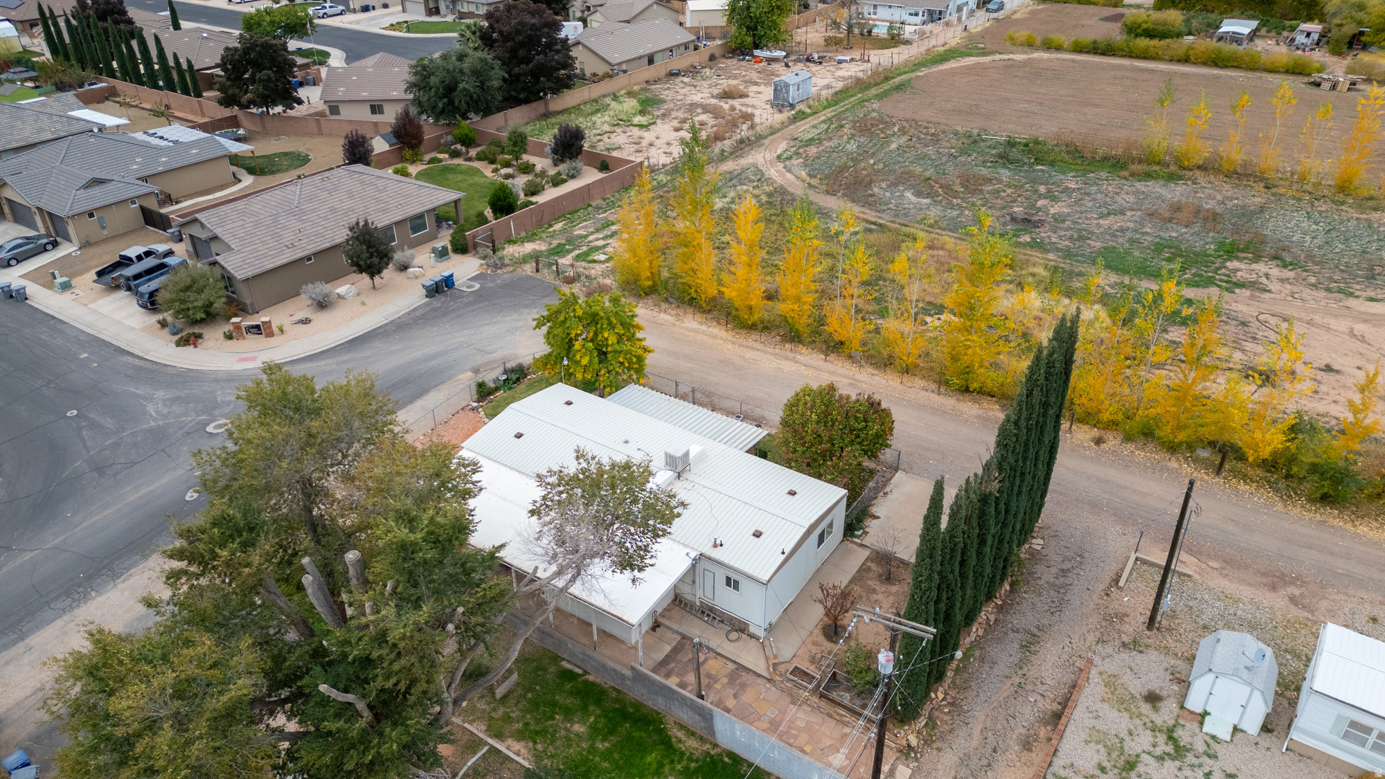 ORAL D & MINNIE E STOWELL - Residential