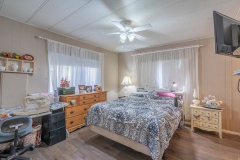 Tiny photo for 230 W 300 N, La Verkin, UT 84745 (MLS # 2126138)