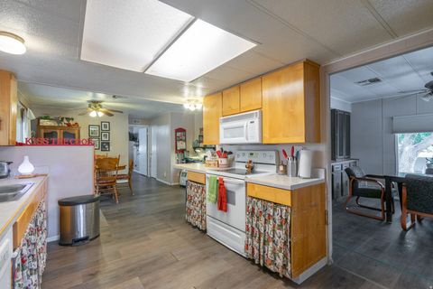 Tiny photo for 230 W 300 N, La Verkin, UT 84745 (MLS # 2126138)