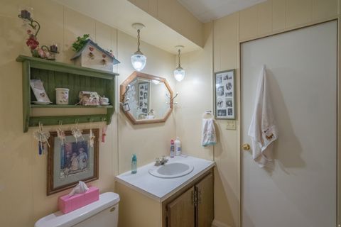 Tiny photo for 230 W 300 N, La Verkin, UT 84745 (MLS # 2126138)
