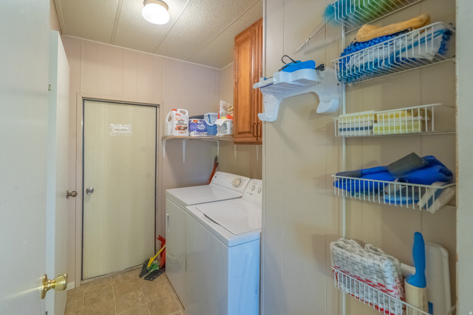 ORAL D & MINNIE E STOWELL - Residential