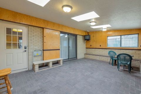 Tiny photo for 3054 E 3175 S, Salt Lake City, UT 84109 (MLS # 2147646)