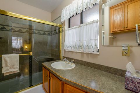 Tiny photo for 3054 E 3175 S, Salt Lake City, UT 84109 (MLS # 2147646)