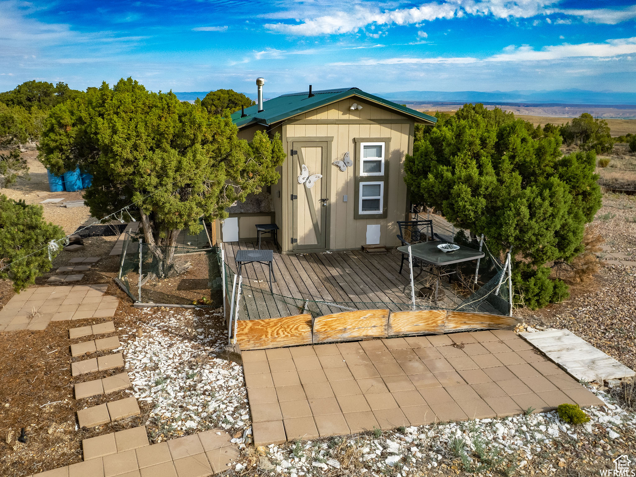 MOONDANCE RANCH - Land