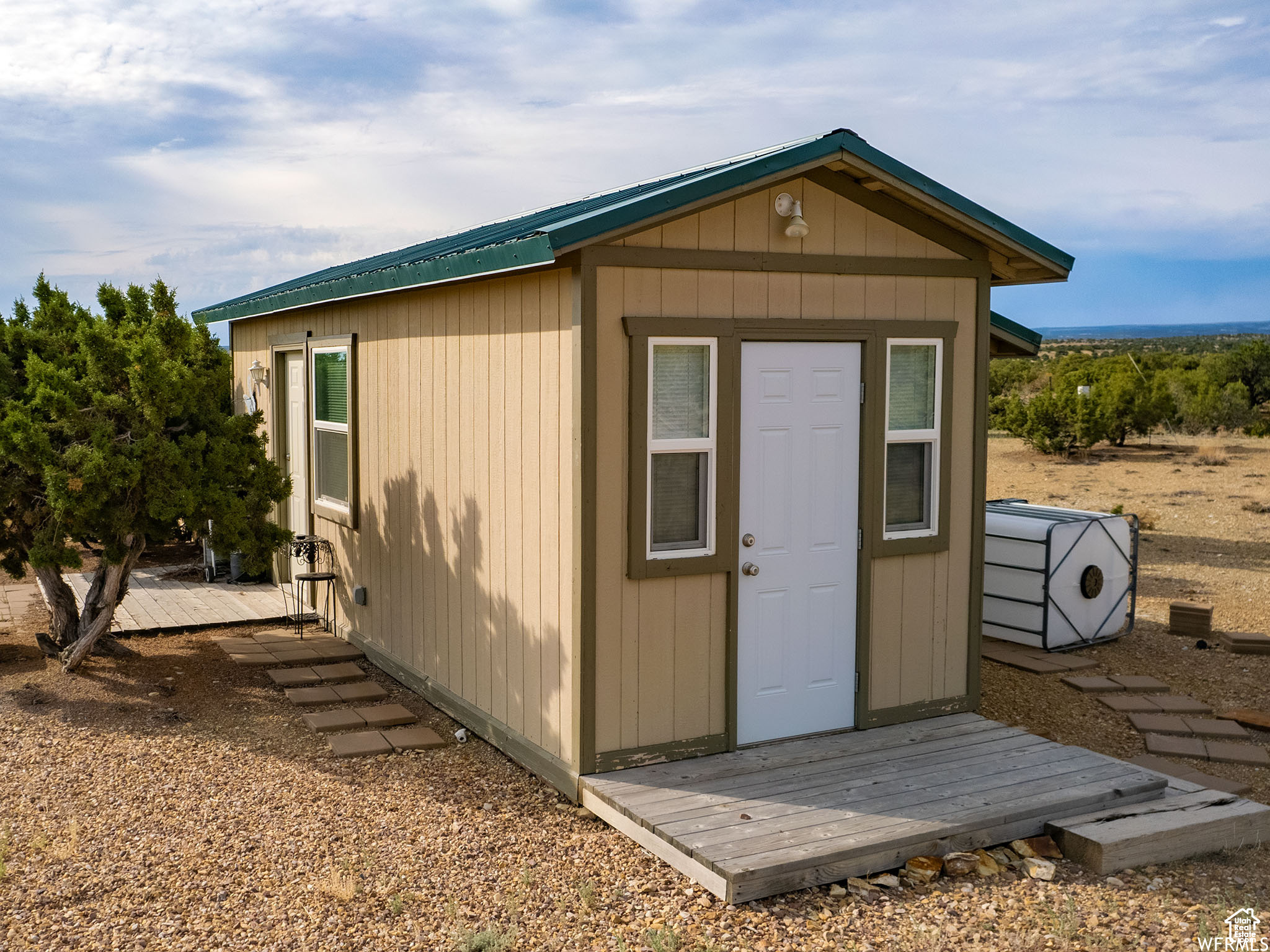 MOONDANCE RANCH - Land