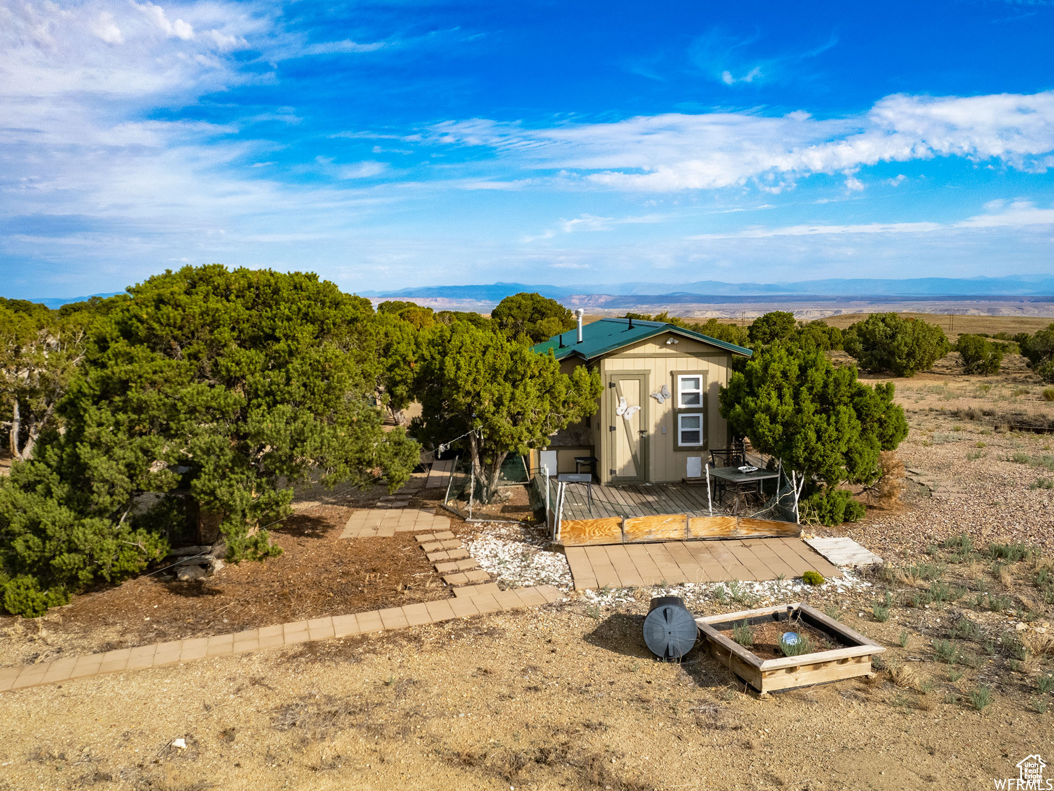 MOONDANCE RANCH - Land