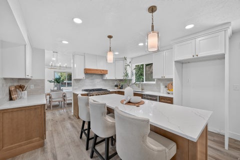 Tiny photo for 7024 S HORIZON CIR E, Cottonwood Heights, UT 84121 (MLS # 2176912)