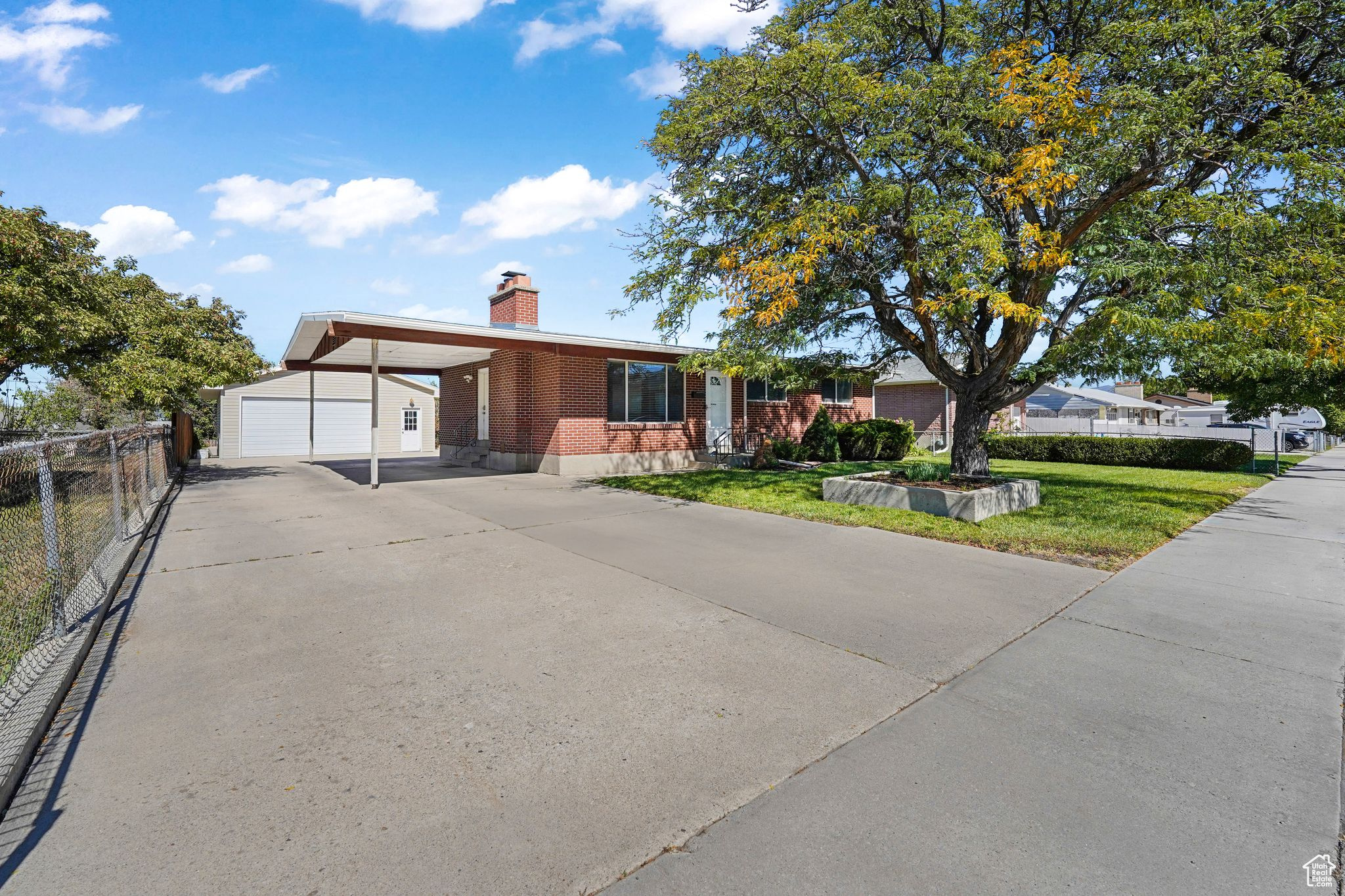 BENVIEW - Residential