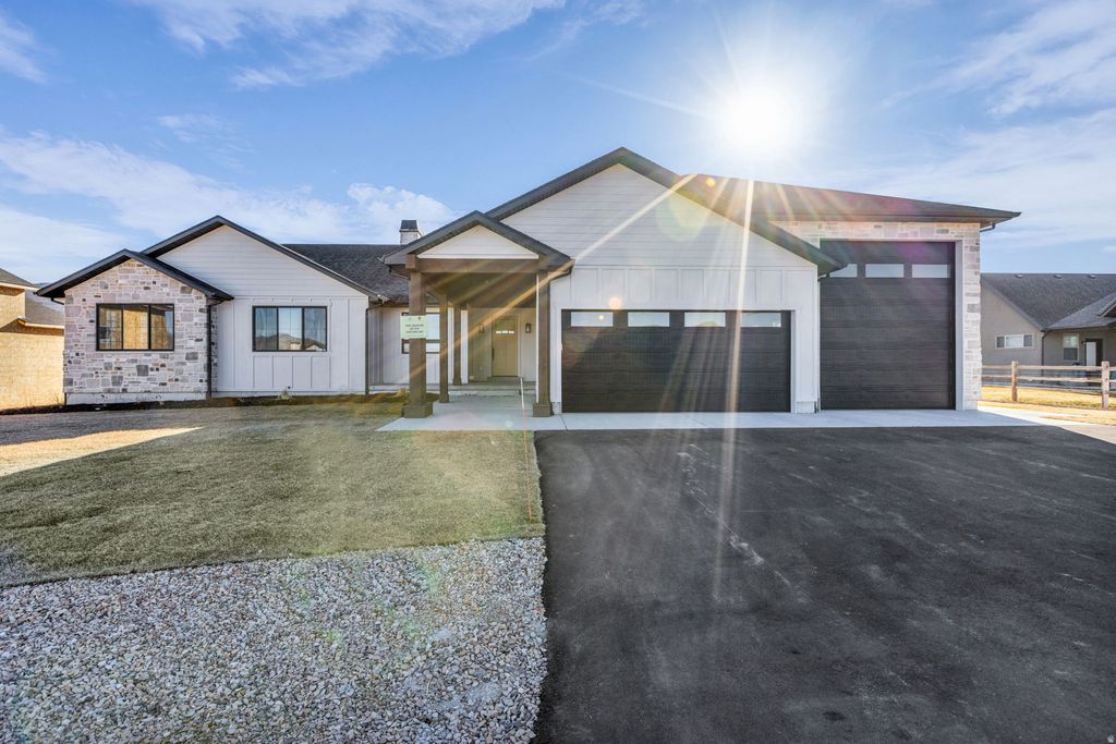 Photo of 1449 SAGE WAY, Francis, UT 84036 (MLS # 2146301)