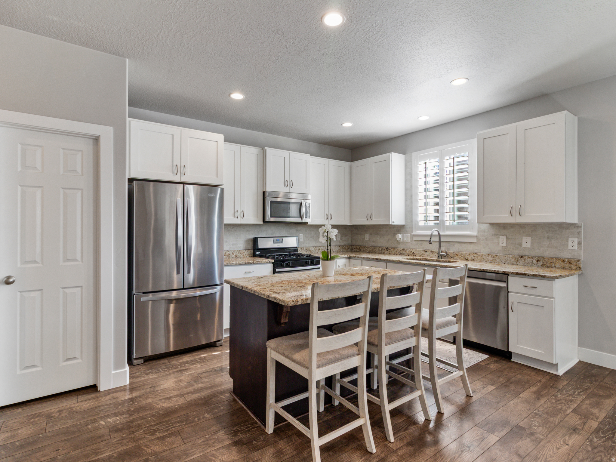 VALENTINE ESTATES CO - Residential