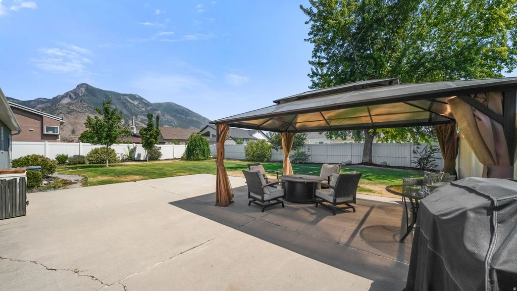 Photo of 4719 W 11000 N, Highland, UT 84003 (MLS # 2171946)
