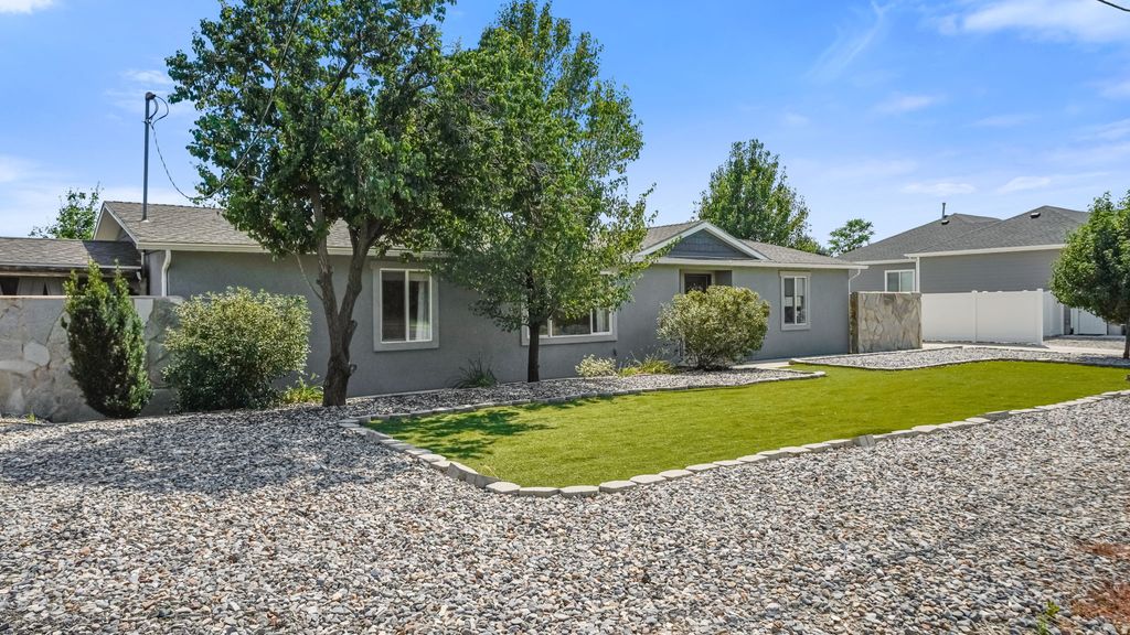 Photo of 4719 W 11000 N, Highland, UT 84003 (MLS # 2171946)