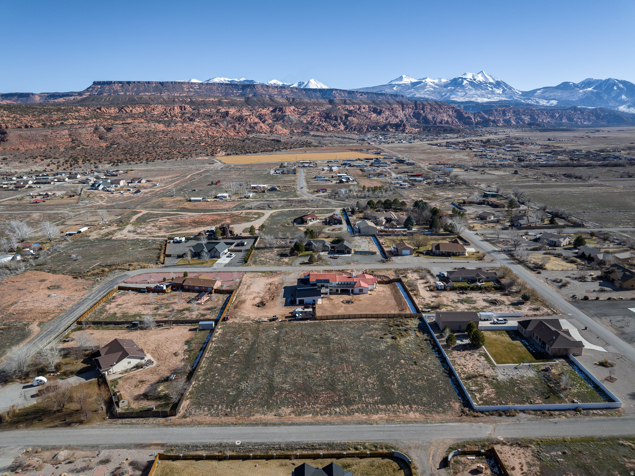 ESTRELLA ESTATES - Land