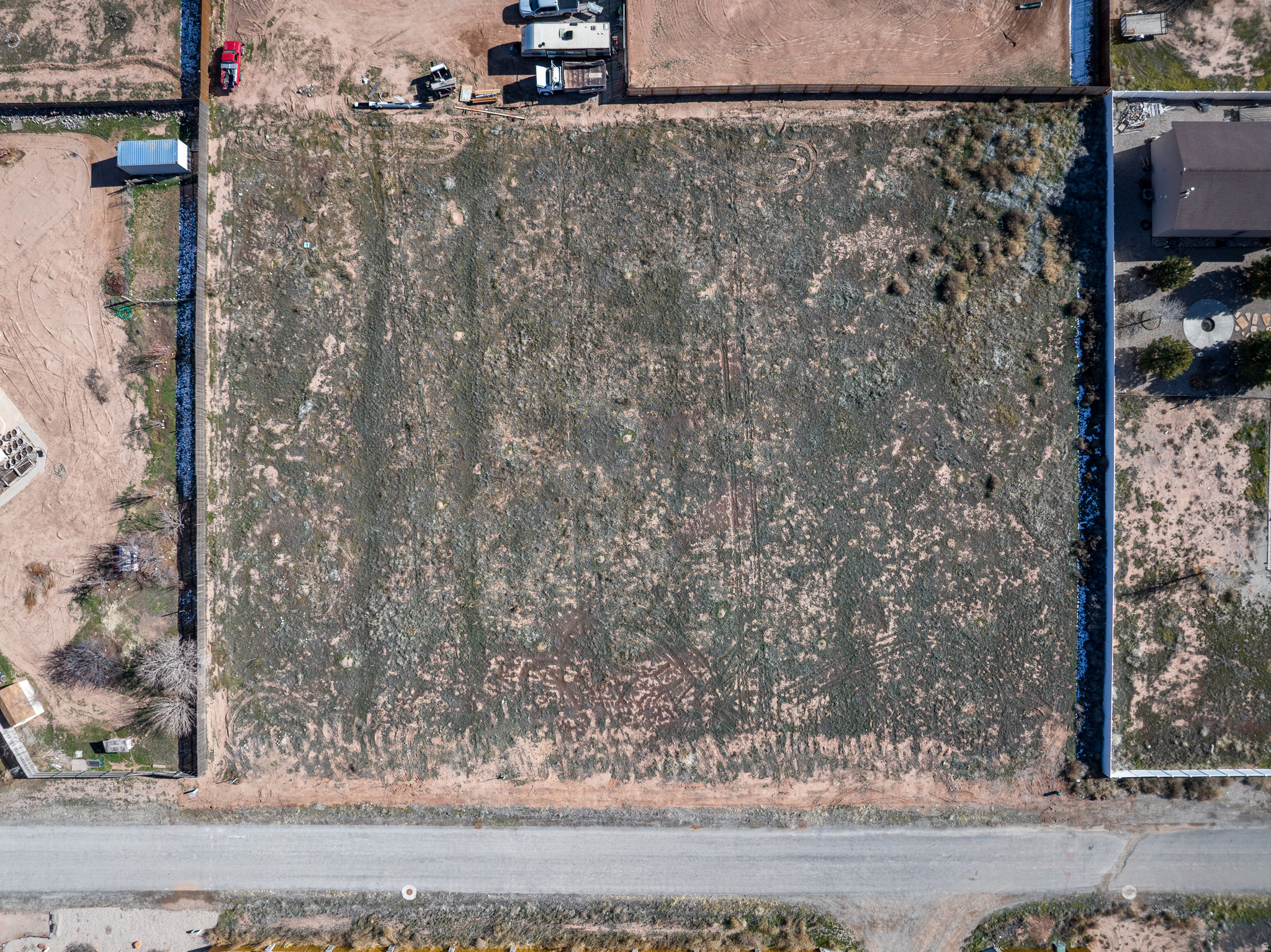 ESTRELLA ESTATES - Land