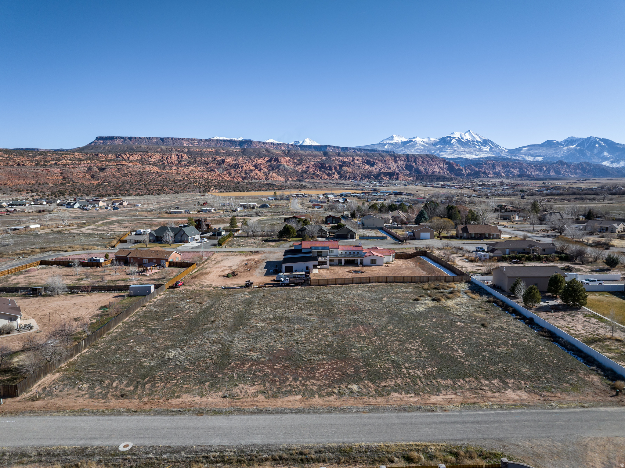 ESTRELLA ESTATES - Land