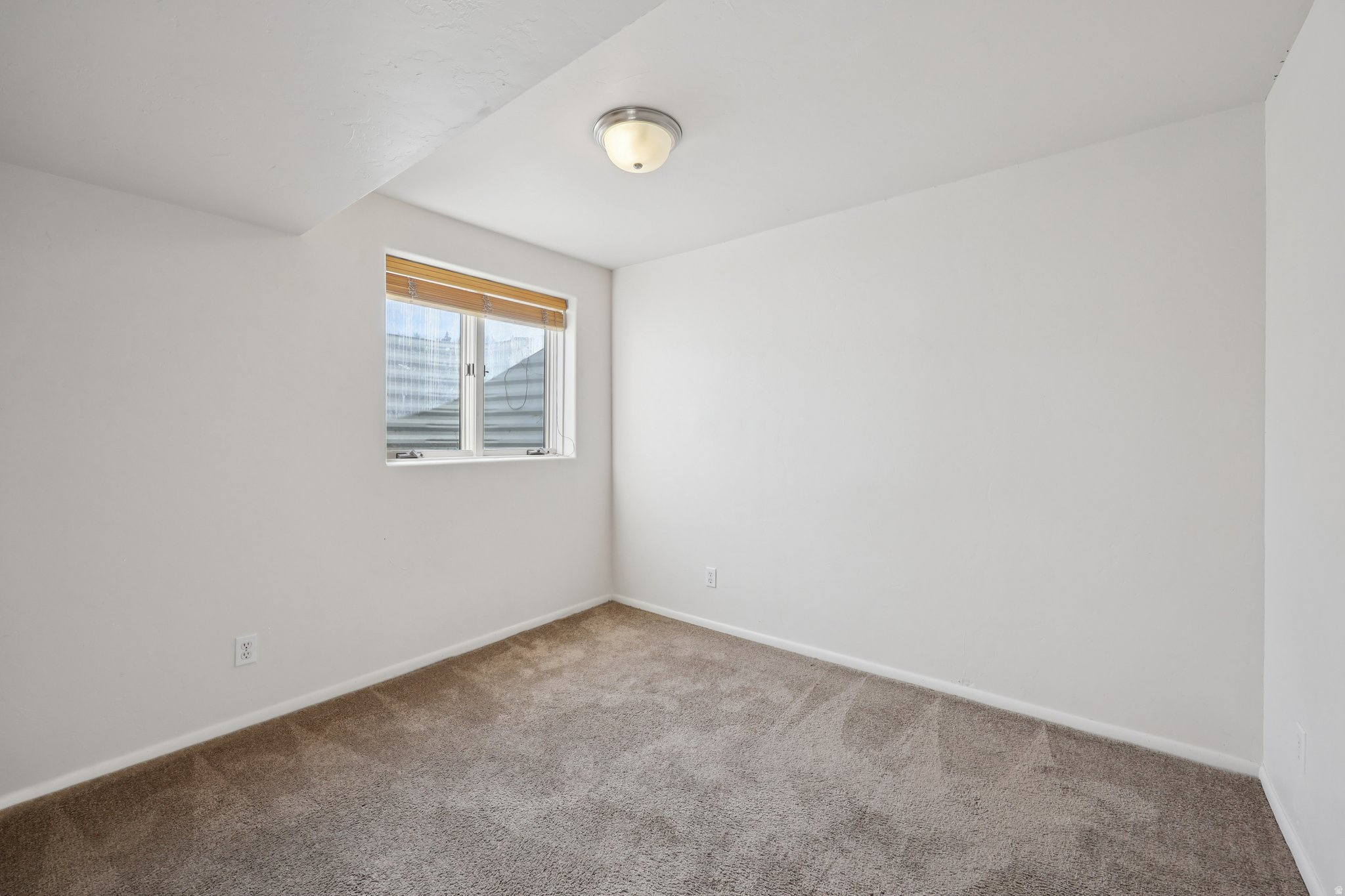 HIGHLAND ESTATES - Residential