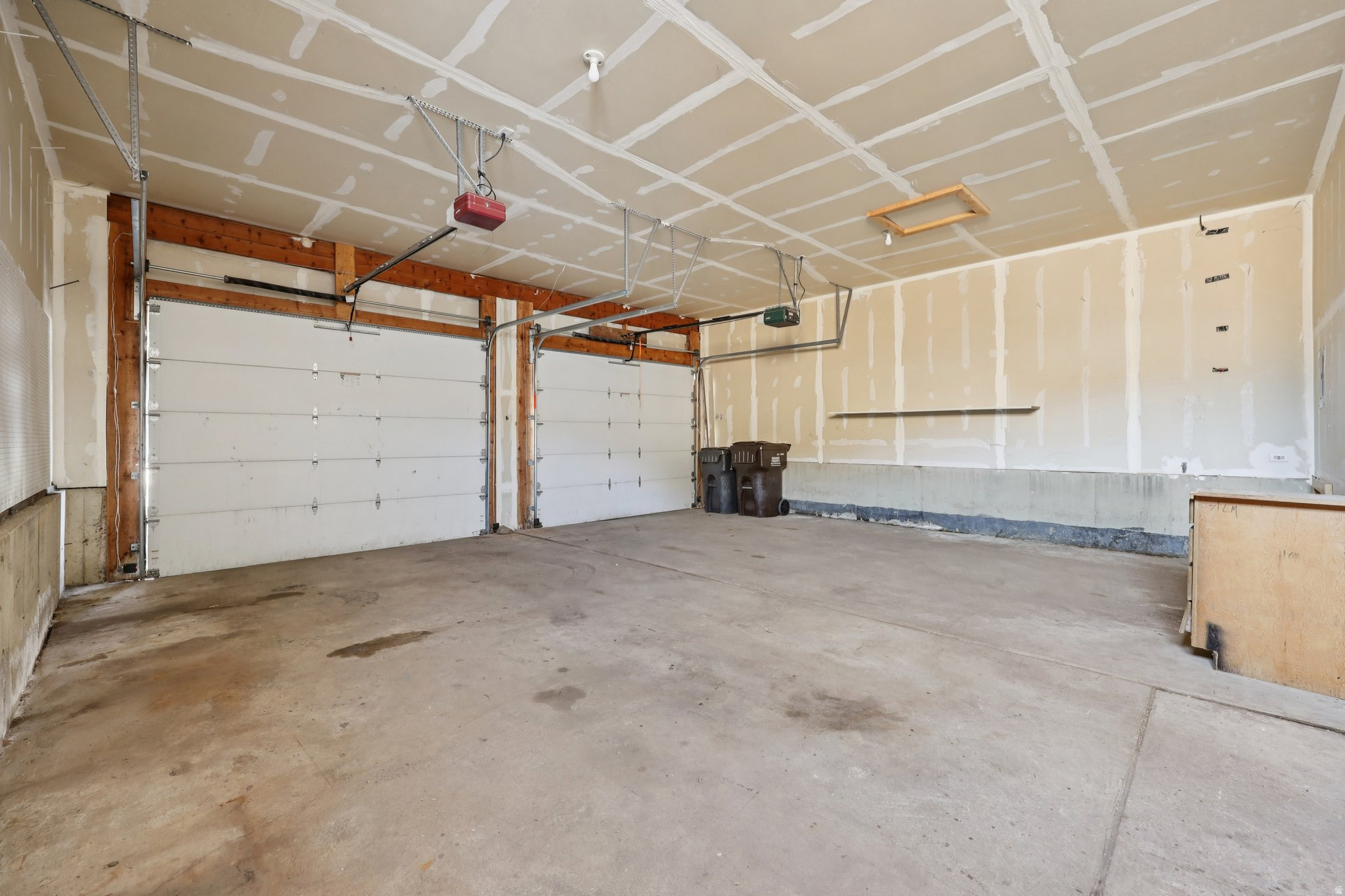 HIGHLAND ESTATES - Residential