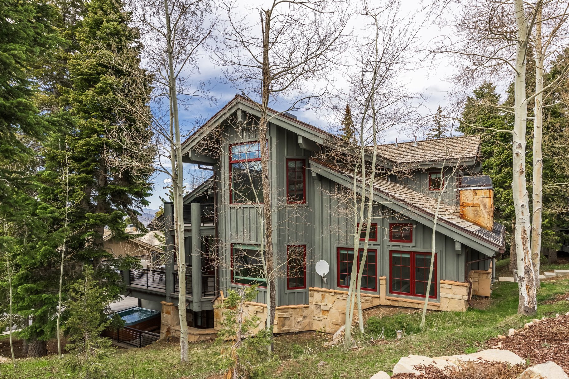 BELLEMONT AT DEER VALLEY CONDOMINIUM - Residential
