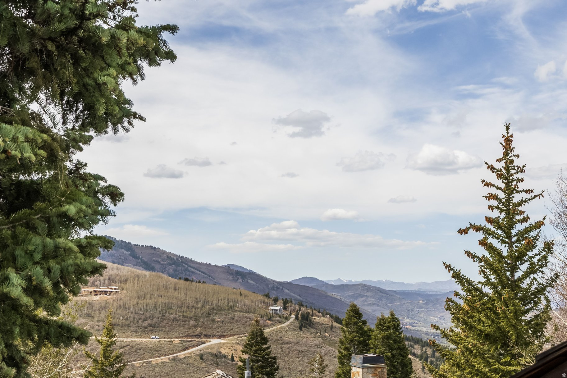 BELLEMONT AT DEER VALLEY CONDOMINIUM - Residential