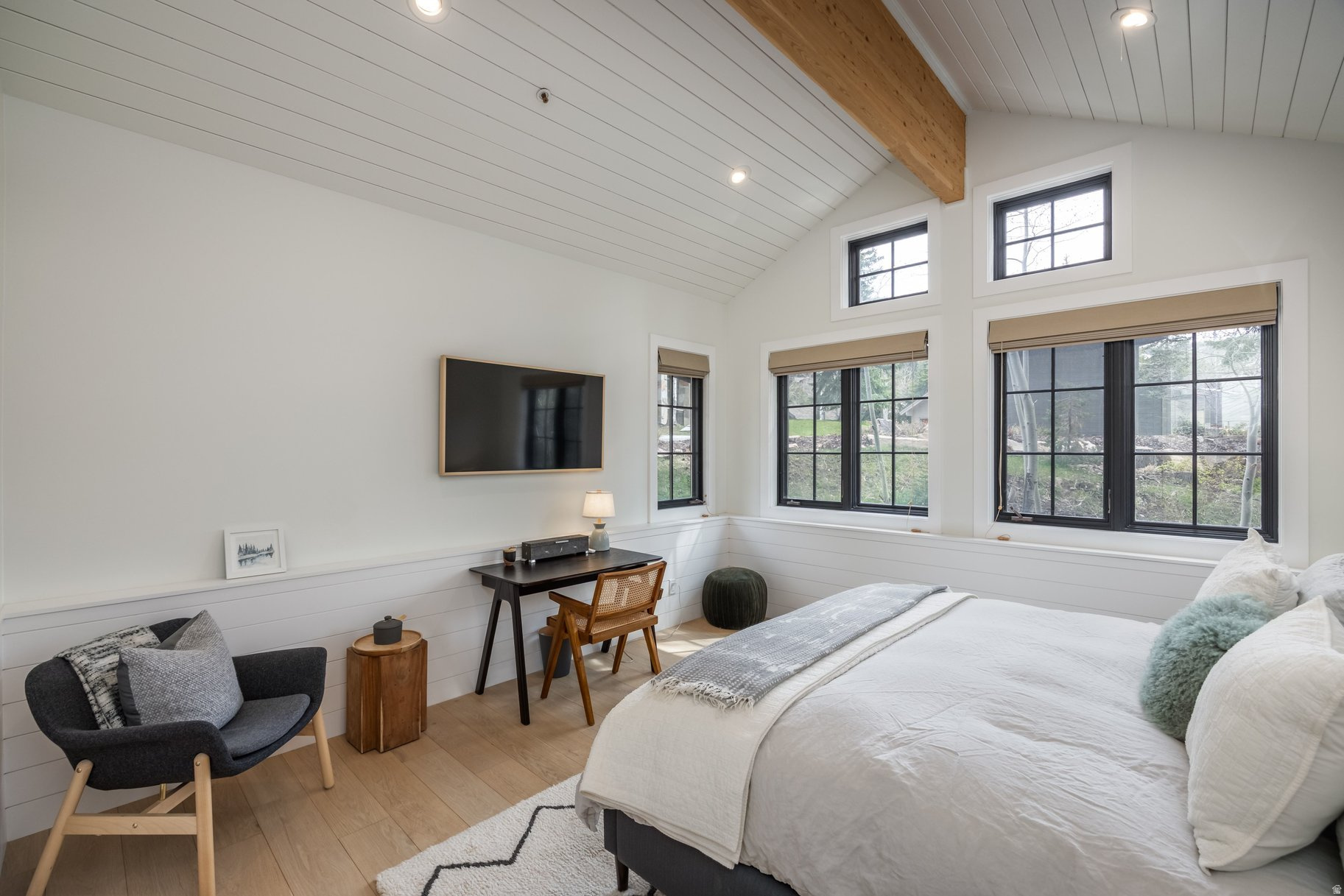 BELLEMONT AT DEER VALLEY CONDOMINIUM - Residential