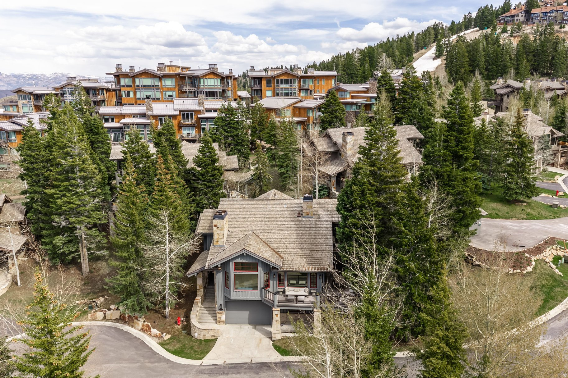 BELLEMONT AT DEER VALLEY CONDOMINIUM - Residential