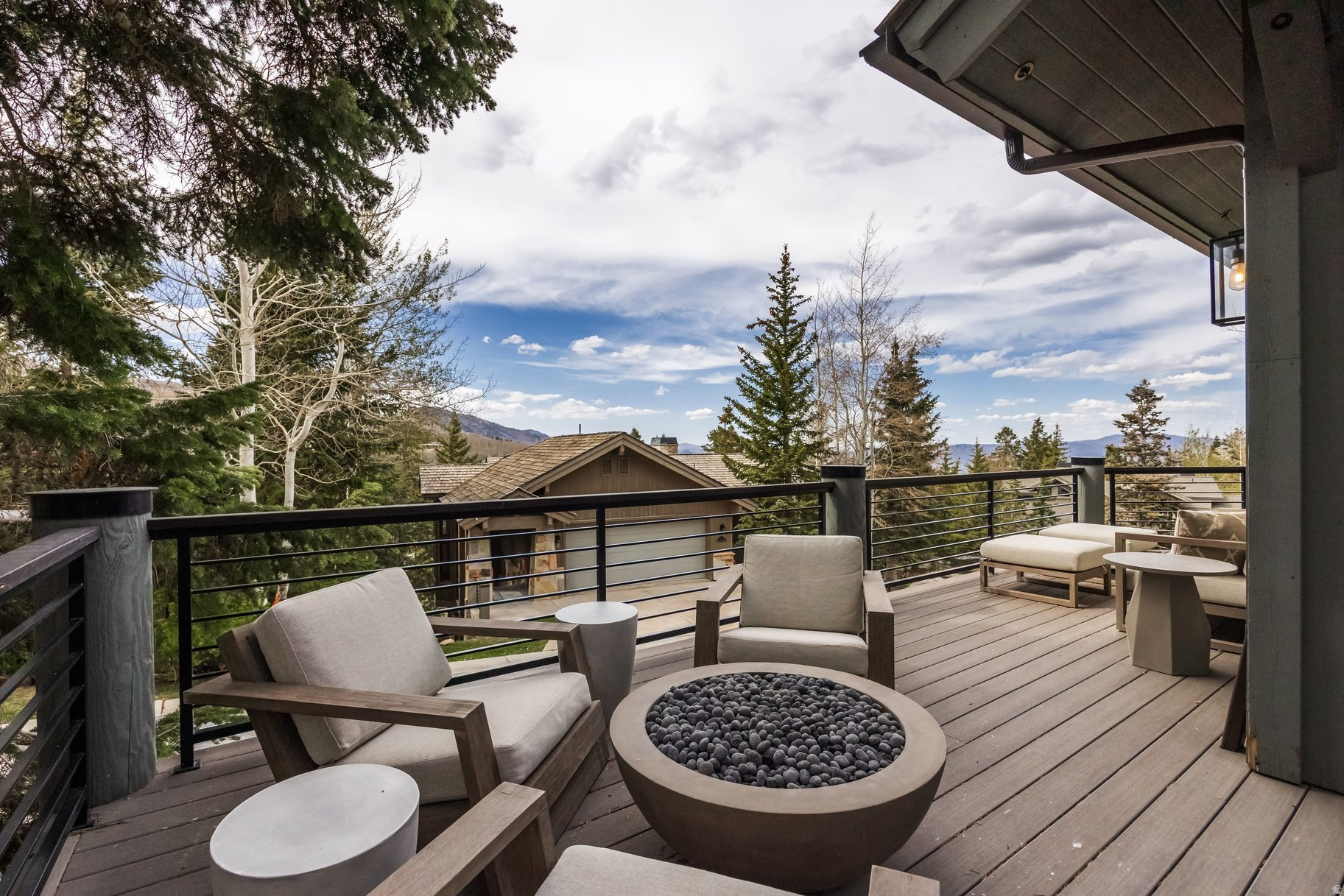 BELLEMONT AT DEER VALLEY CONDOMINIUM - Residential