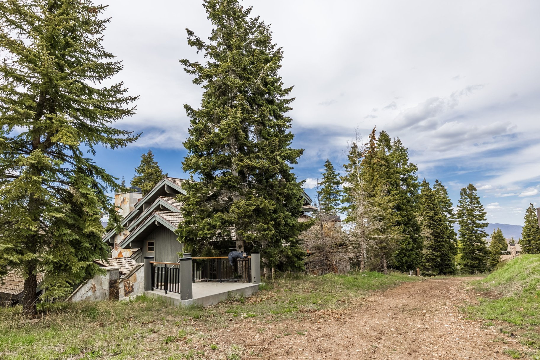 BELLEMONT AT DEER VALLEY CONDOMINIUM - Residential