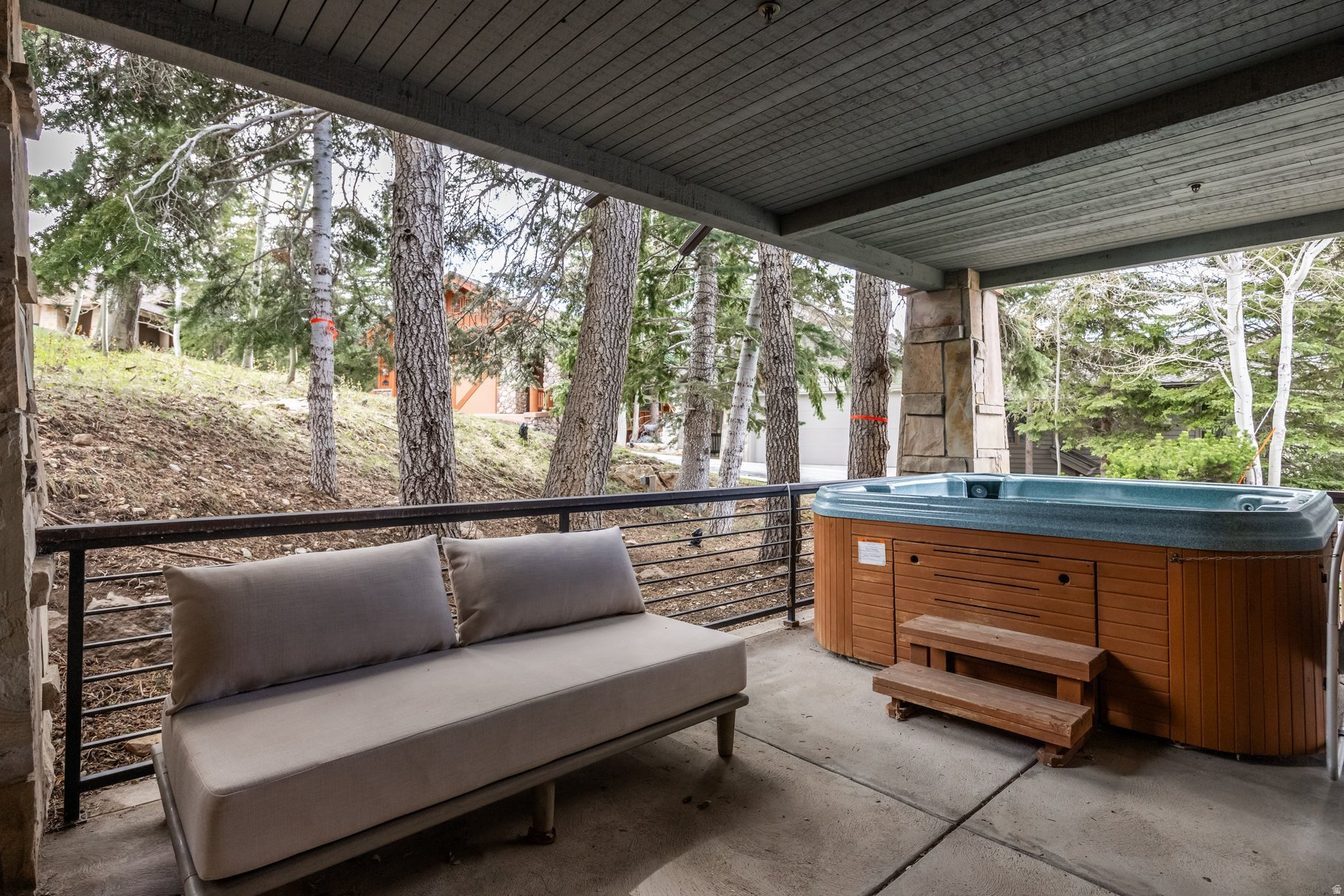 BELLEMONT AT DEER VALLEY CONDOMINIUM - Residential