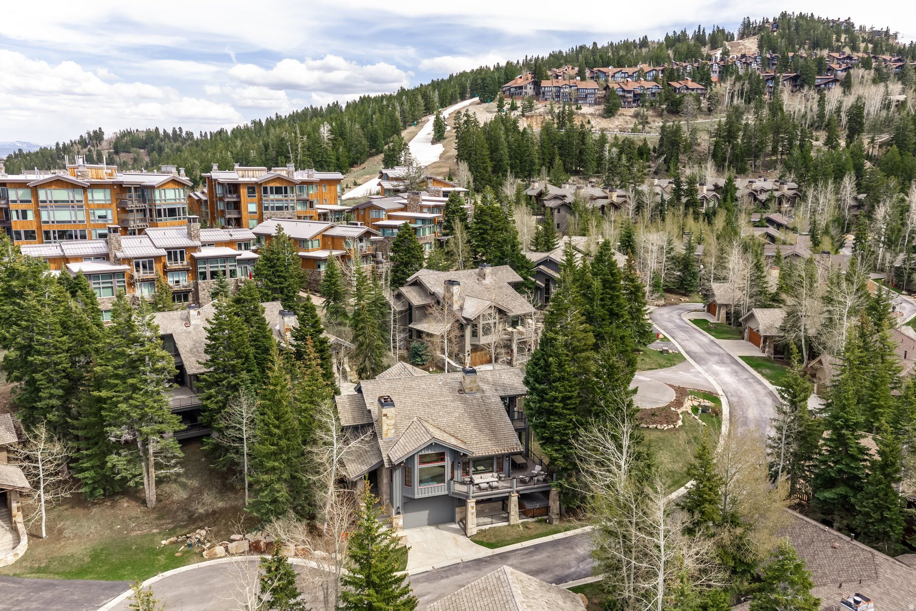 BELLEMONT AT DEER VALLEY CONDOMINIUM - Residential