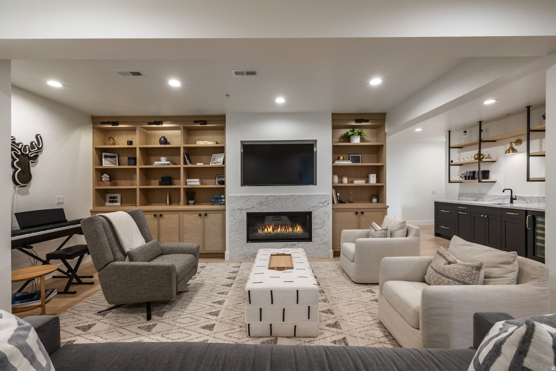 BELLEMONT AT DEER VALLEY CONDOMINIUM - Residential