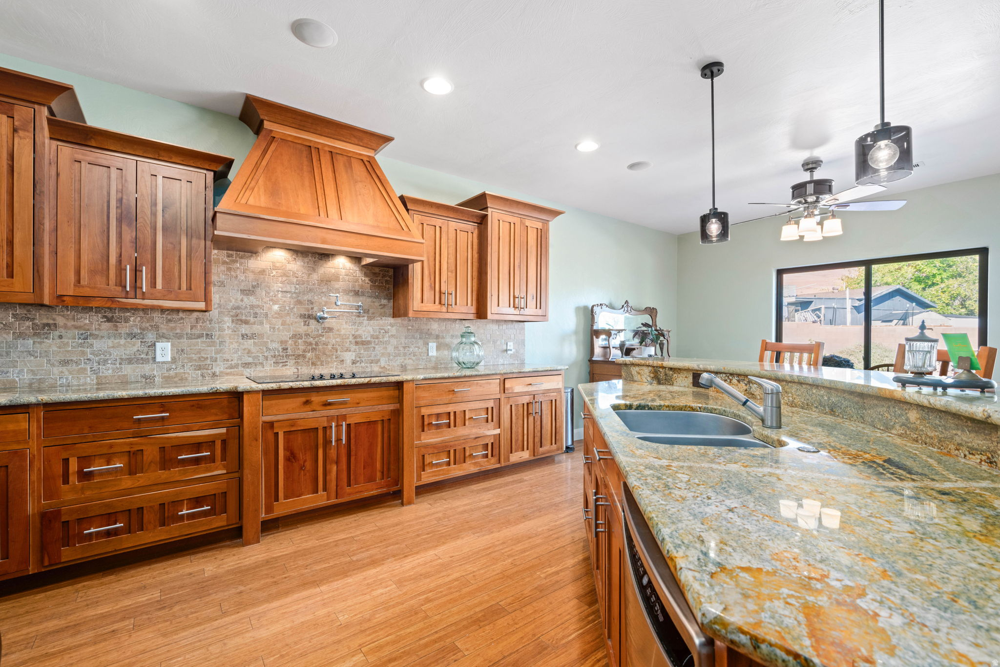 IVINS TOWNSITE - Residential