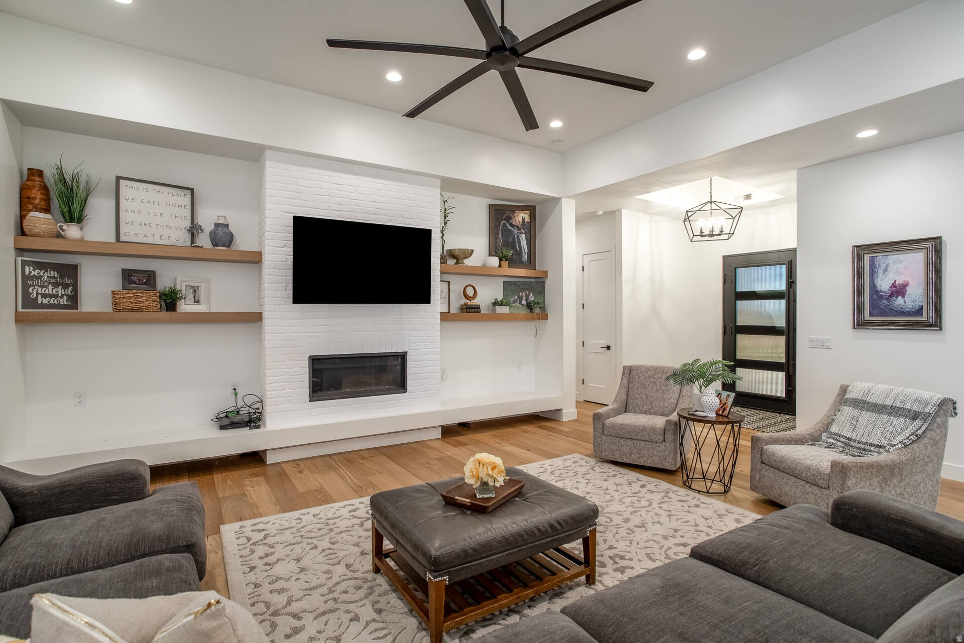 RUSTED HILLS PH 7 - Residential