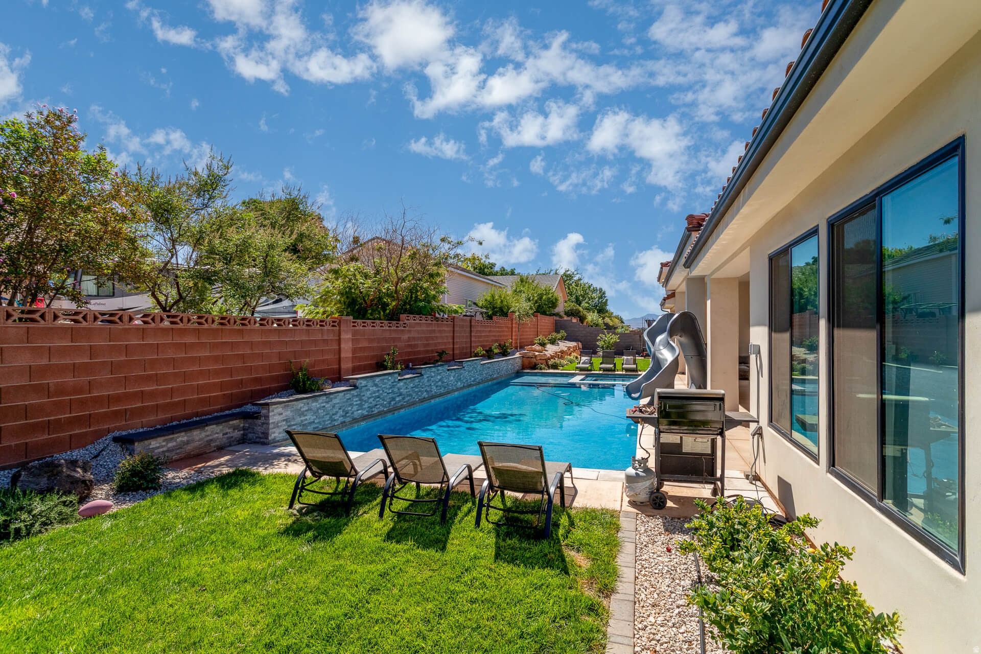 RUSTED HILLS PH 7 - Residential