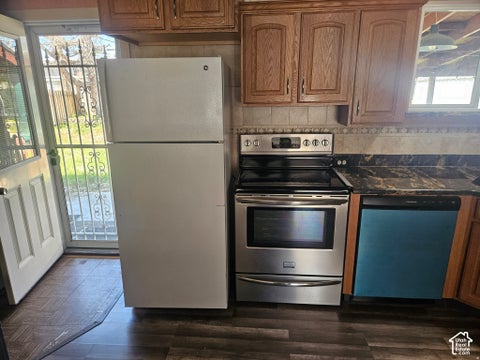 Tiny photo for 651 SHERWOOD DR, Layton, UT 84041 (MLS # 2191353)