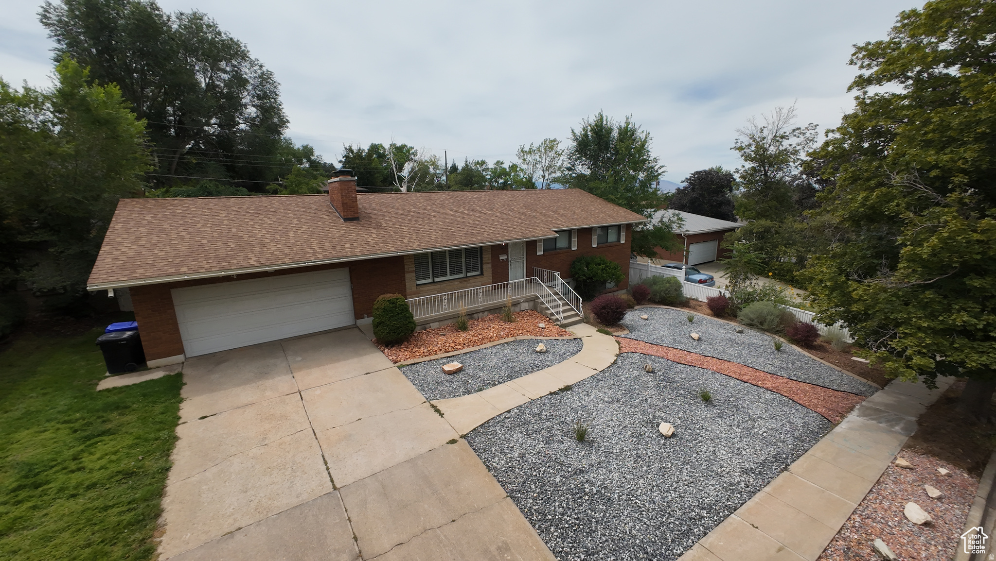 PARADISE HILLS PL B - Residential Lease