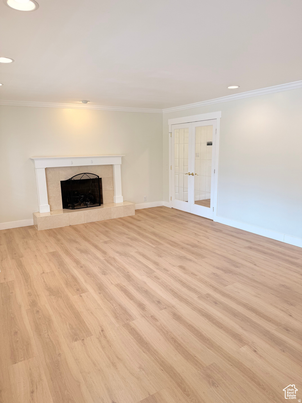 PARADISE HILLS PL B - Residential Lease