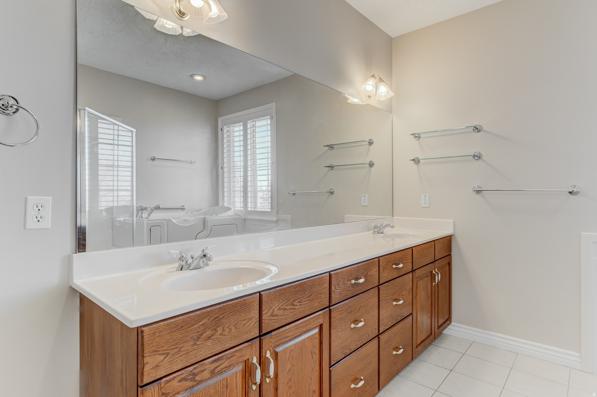 EAGLEWOOD COVE SUB - Residential