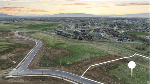 Tiny photo for 1906 S PRESERVE DR #55, Mapleton, UT 84664 (MLS # 2144319)