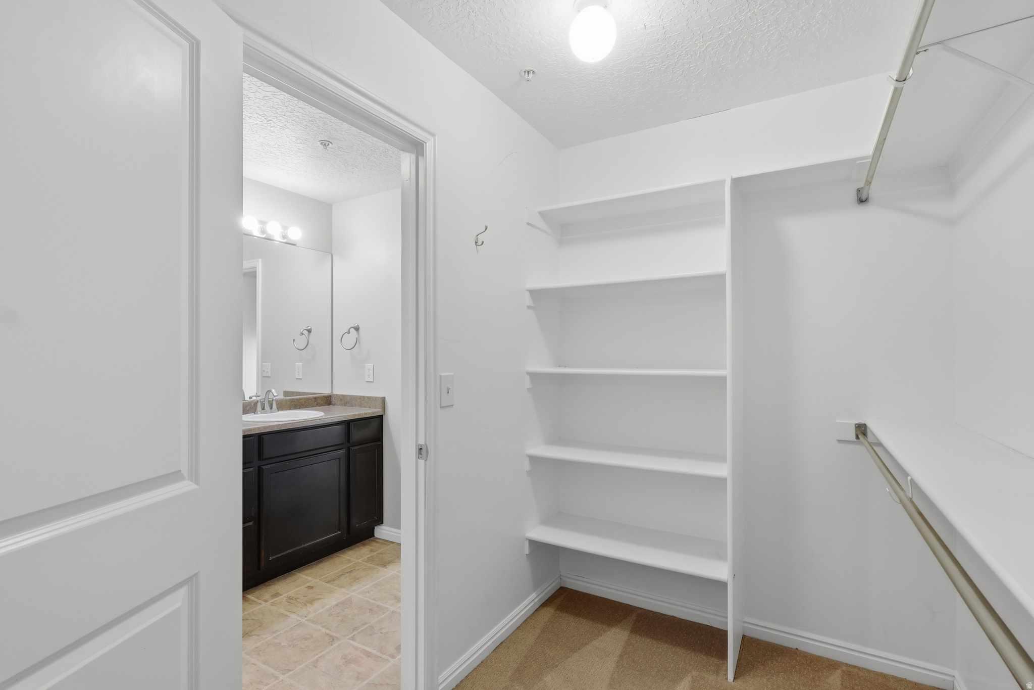 THANKSGIVING MEADOWS - Residential