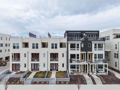 Tiny photo for 571 N 1400 W, Farmington, UT 84025 (MLS # 2137937)