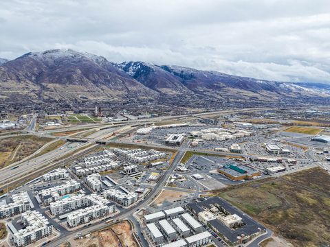 Tiny photo for 571 N 1400 W, Farmington, UT 84025 (MLS # 2137937)