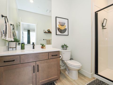 Tiny photo for 571 N 1400 W, Farmington, UT 84025 (MLS # 2137937)