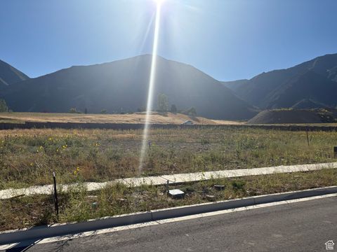 Tiny photo for 1549 S 920 E, Salem, UT 84653 (MLS # 2110577)