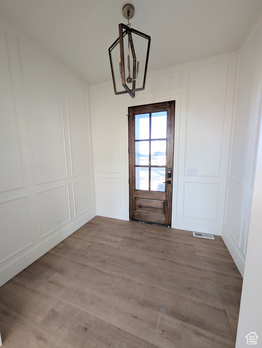 Photo of 1256 E 300 S, Smithfield, UT 84335 (MLS # 2119119)