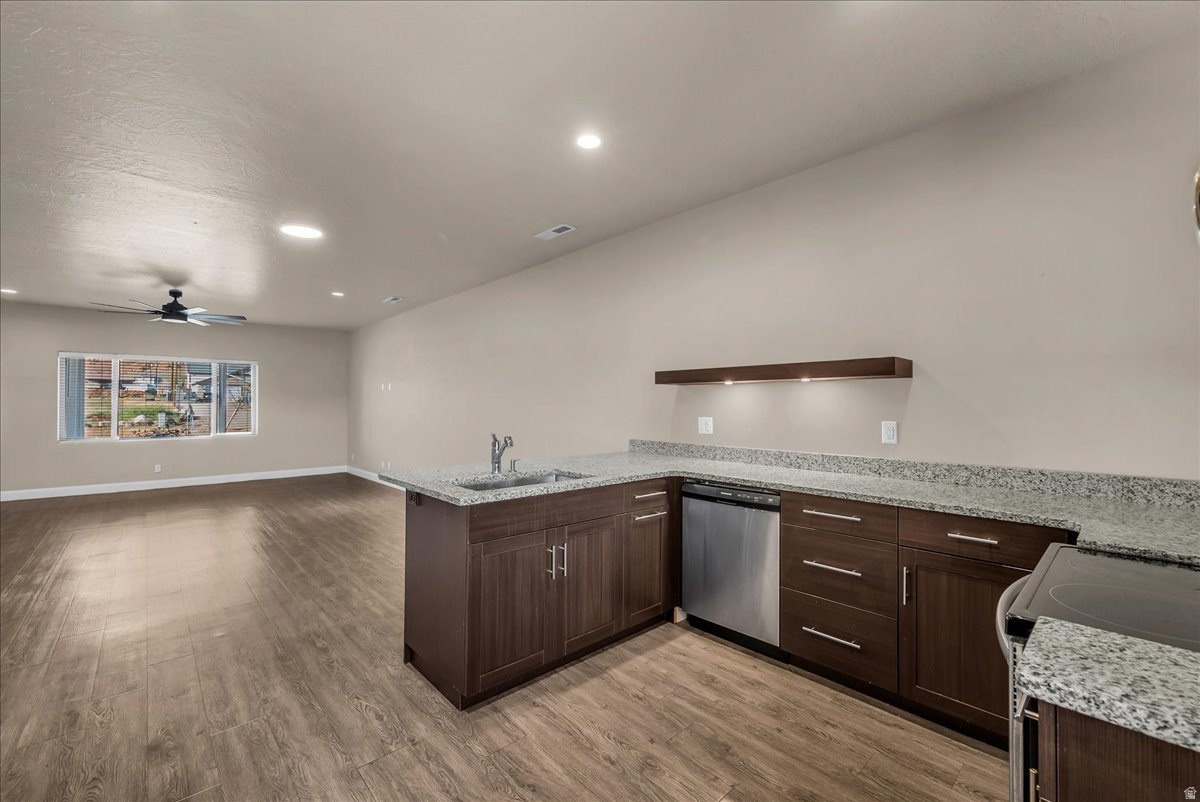 BEST ACRES - Residential