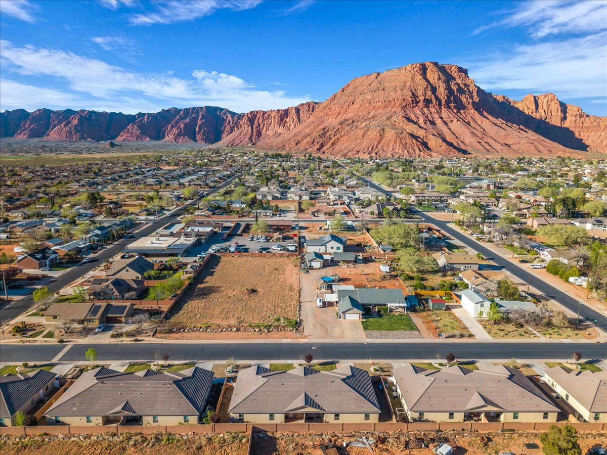 BEST ACRES - Residential