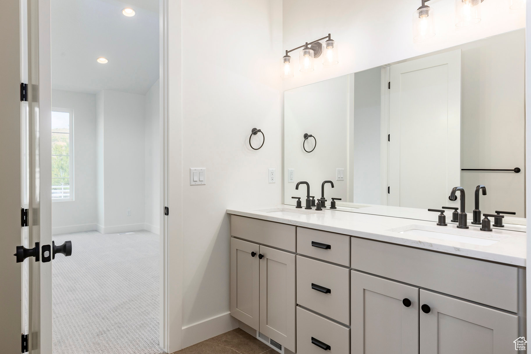 STEWART RANCHES - Residential