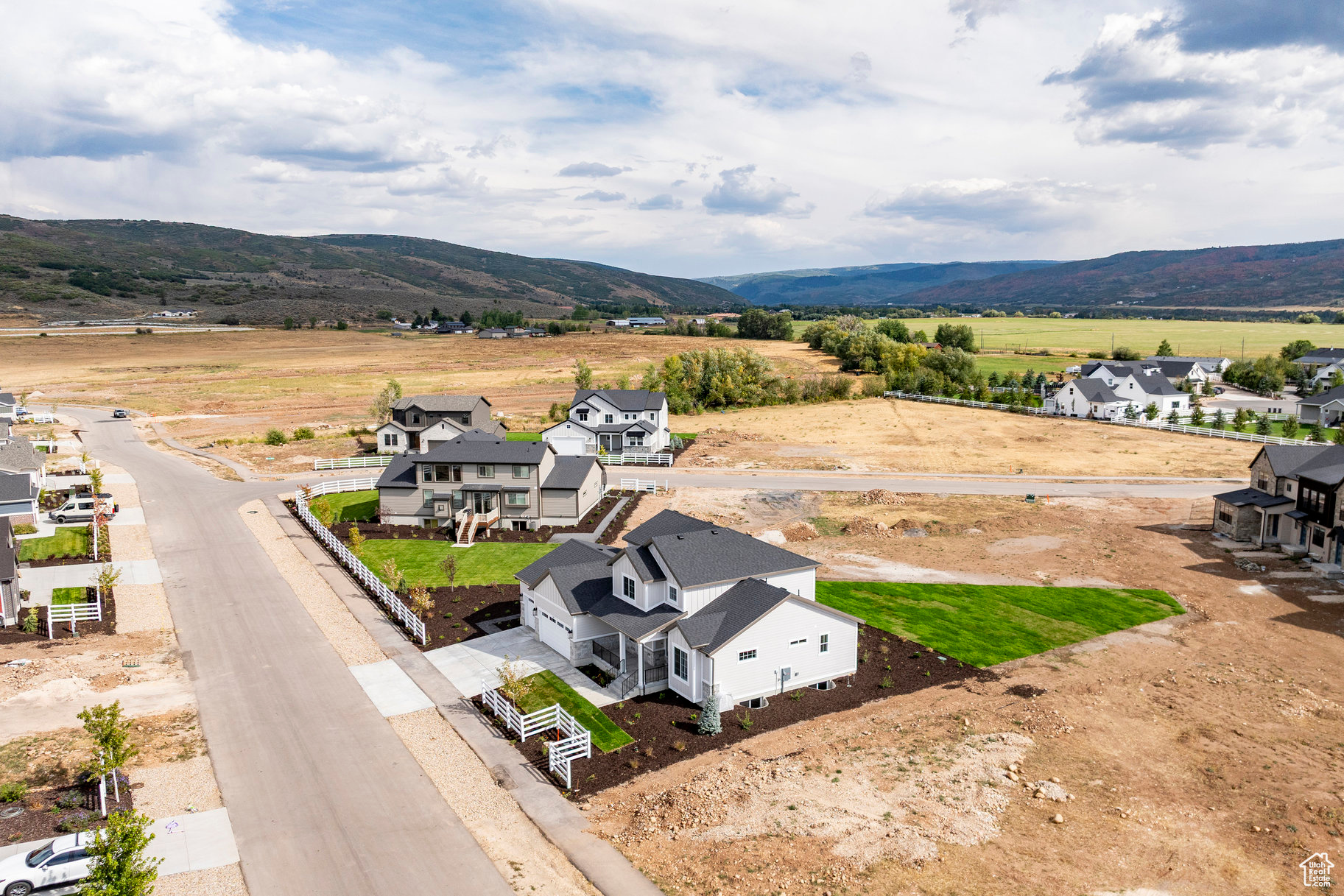 STEWART RANCHES - Residential