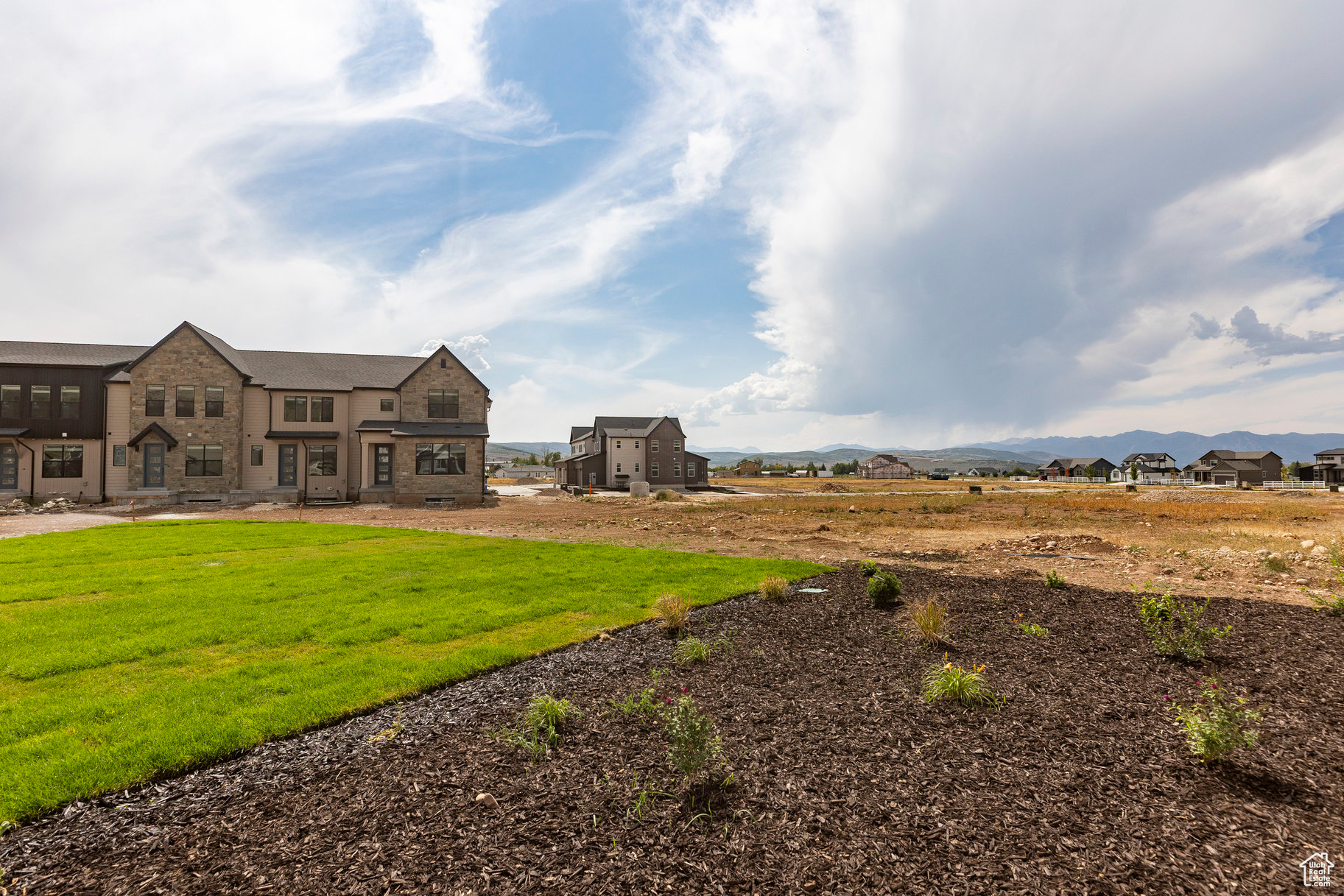 STEWART RANCHES - Residential