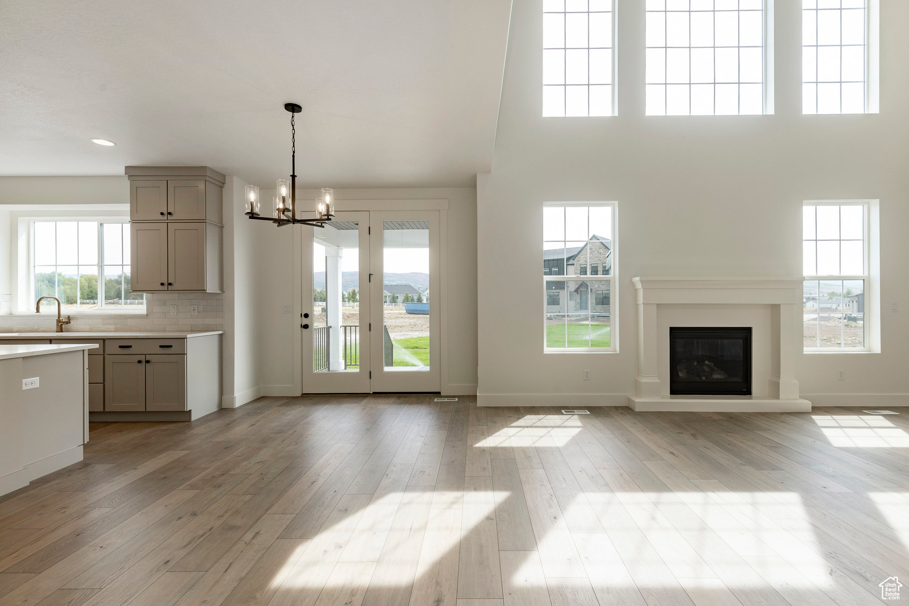 STEWART RANCHES - Residential